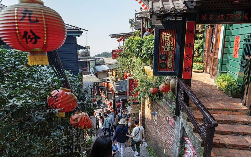 질문이 이끈 여정